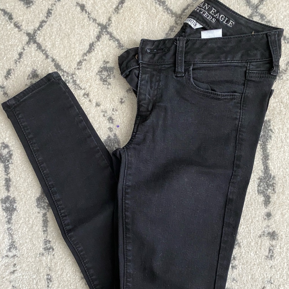 Black American Eagle Skinny Jeans Size 2